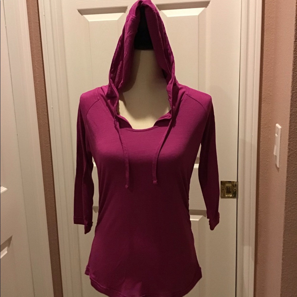 Mountain Hard Wear Pullover Shirt with - Picture 2 of 7